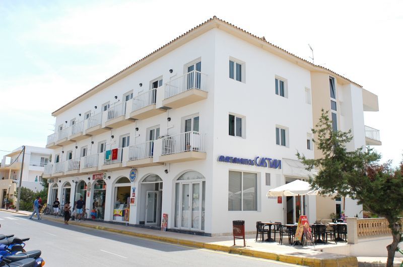 Apartamentos Castaví Es Pujols Exterior foto